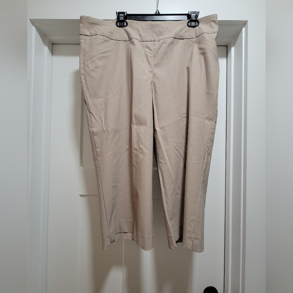 Women's Capri Tan Pants